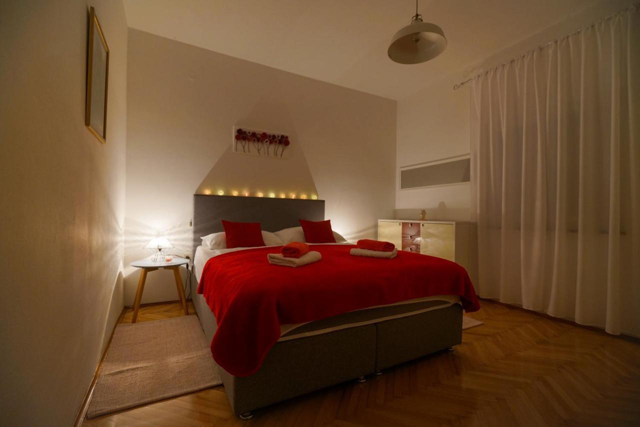 Apartment Jardin With Free Cowered Parking Zadar Exterior photo